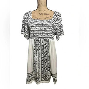 Women Within Peasant Tunic Blouse  White Black Print 60% Cotton Size 14/16